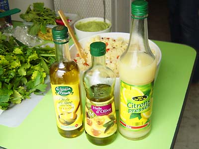 レモン果汁、オリーブオイル
