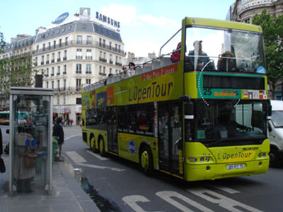 フランス パリ 観光バス