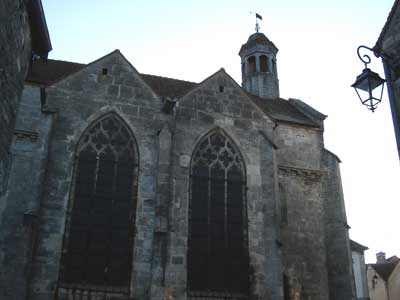 フラヴィニー シュル オズランの教会