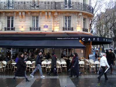 パリのカフェ